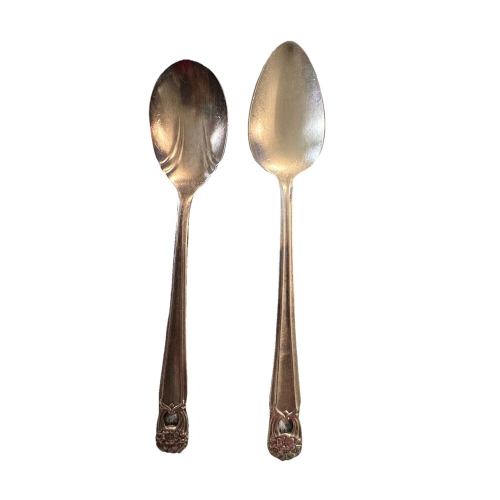 1847 Rogers Bros. IS Silverplate ETERNALLY YOURS Flatware - 2 Spoons